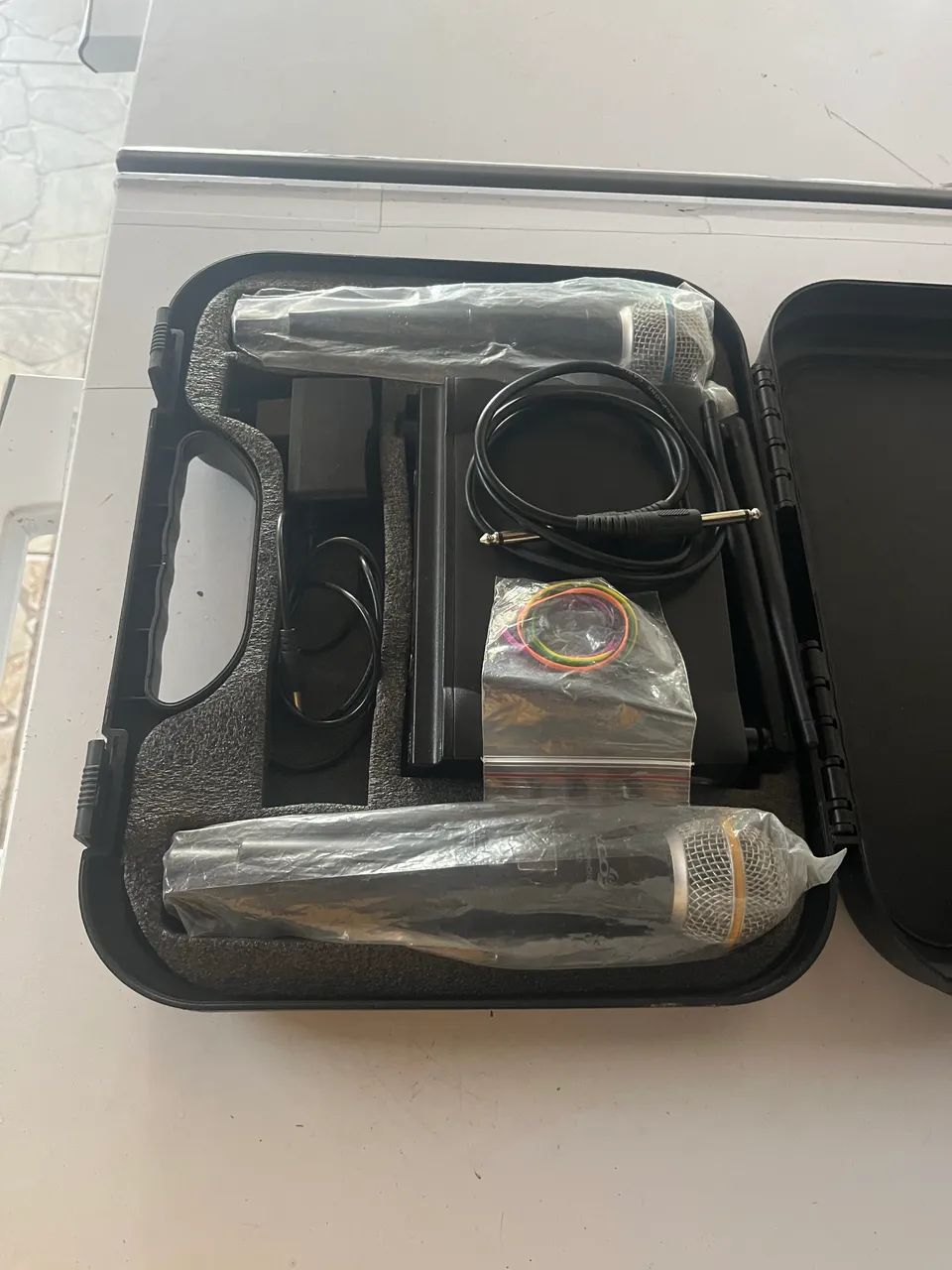 Vende se um microfone *82 - Foto 2