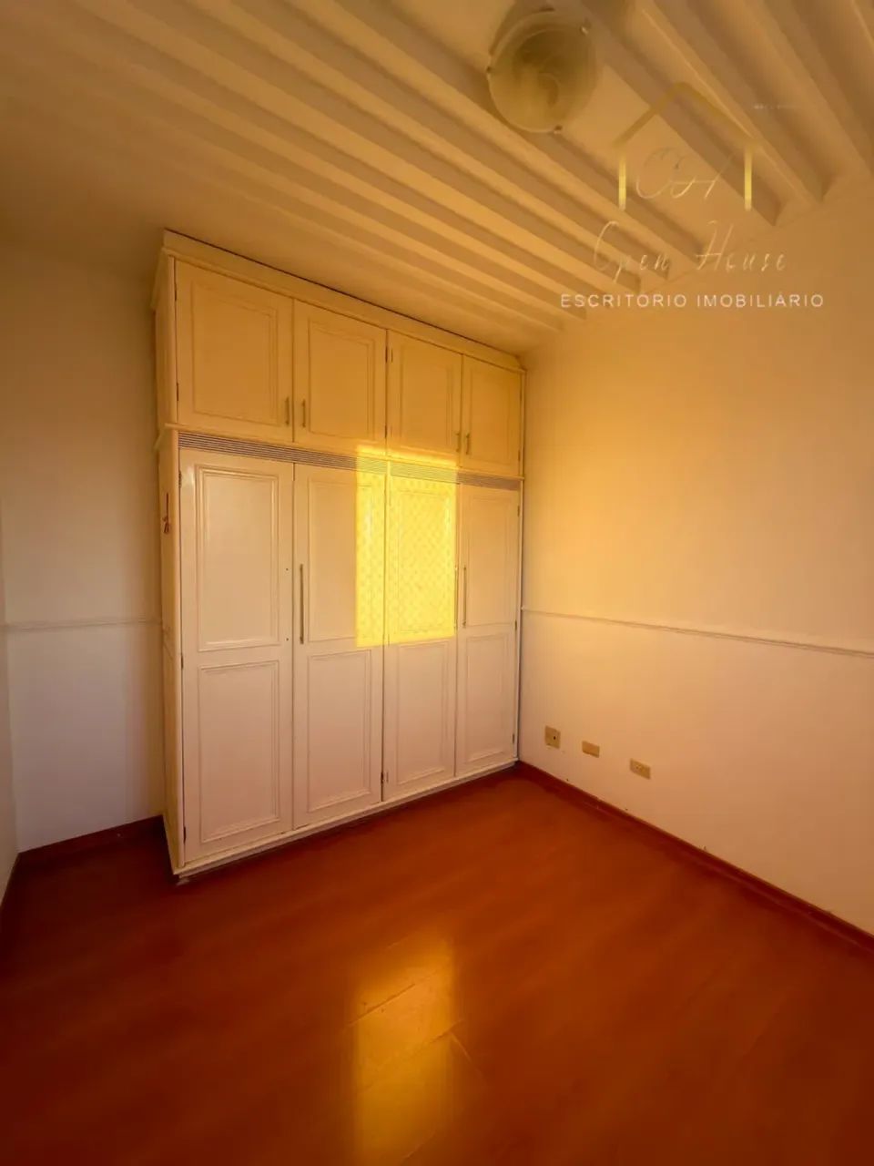 Edifício Serra das Flores - Apartamento