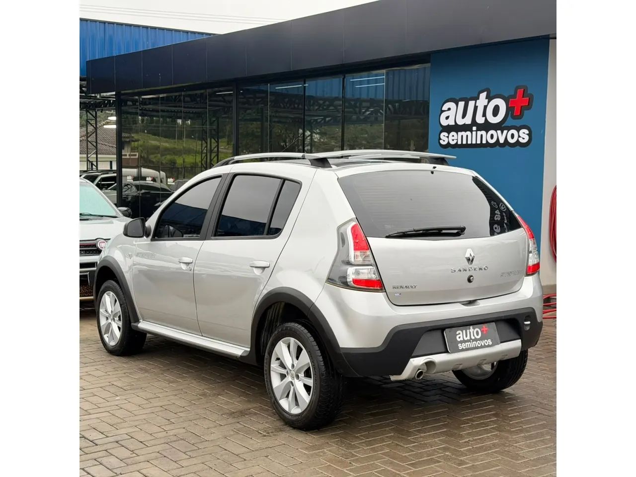 Renault Sandero Stepway Flex 1.6 16V 5P 2014 - Foto 2