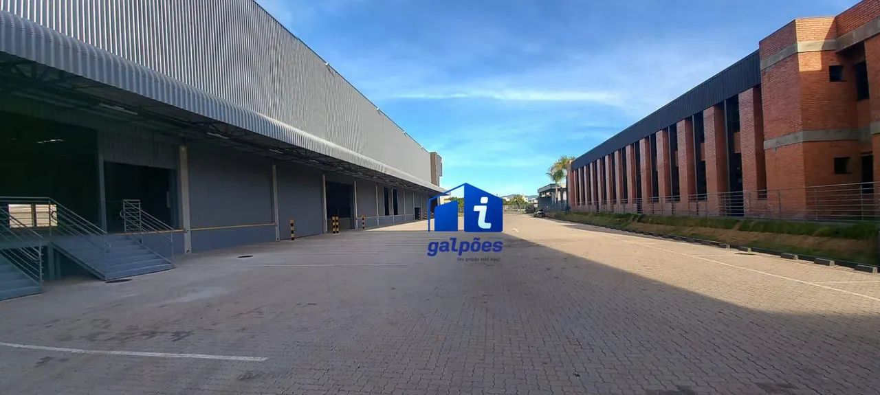 Galpão Logístico com 5.520 m² Cross docking dentro de Condomínio em Contagem - MG
