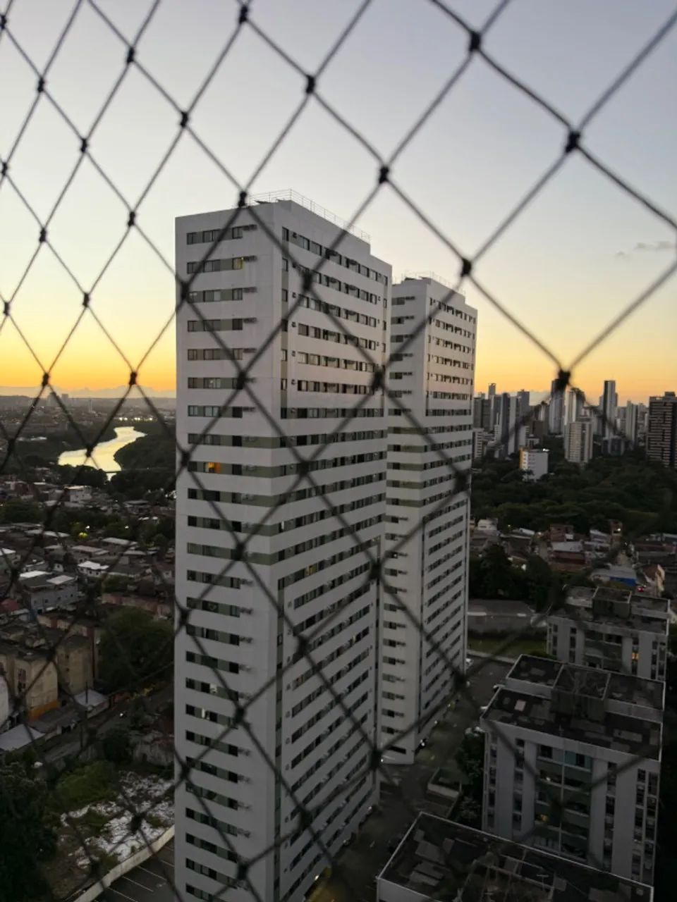 Alugo apartamento mobiliado 