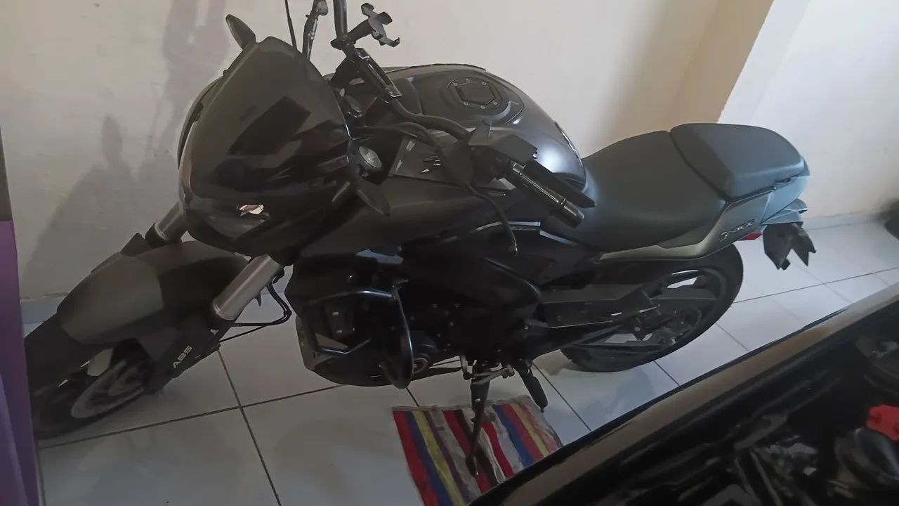 BAJAJ 400 - Foto 5