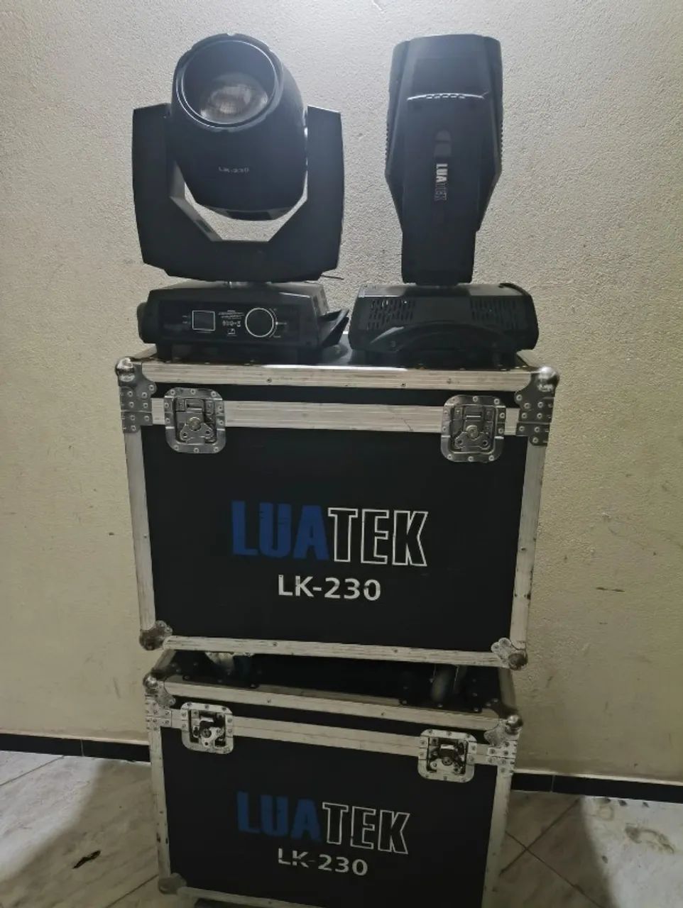 Moving Heard LuaTek 7r 230w