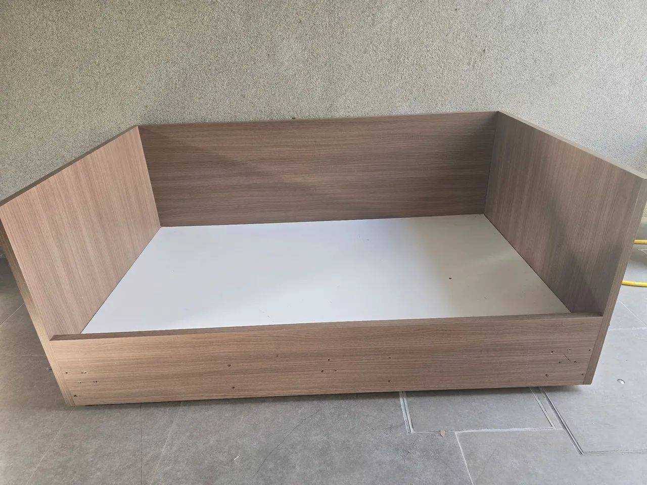 Cama Infantil qualidade impecável de marcenaria com rodízios.  - Foto 2