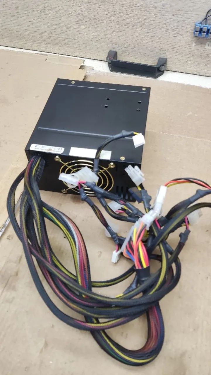 Fonte de Pc 430w com conector PCI-E  - Foto 3