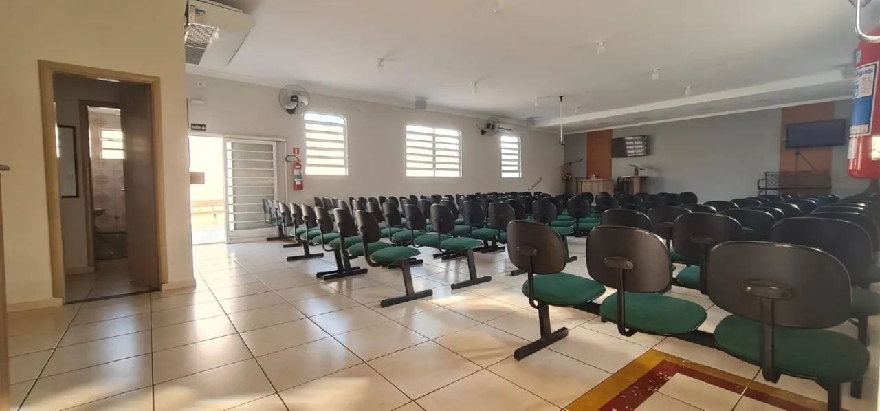 Sala Comercial para Venda em Campo Mourão, Centro, 1 dormitório, 2 banheiros - Foto 5