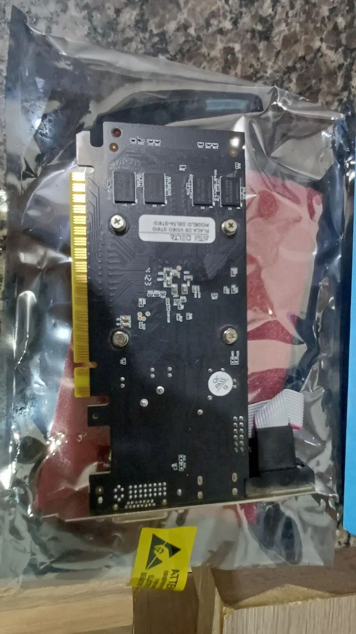Placa de Vídeo GT 610 2GB DDR3  - Foto 4