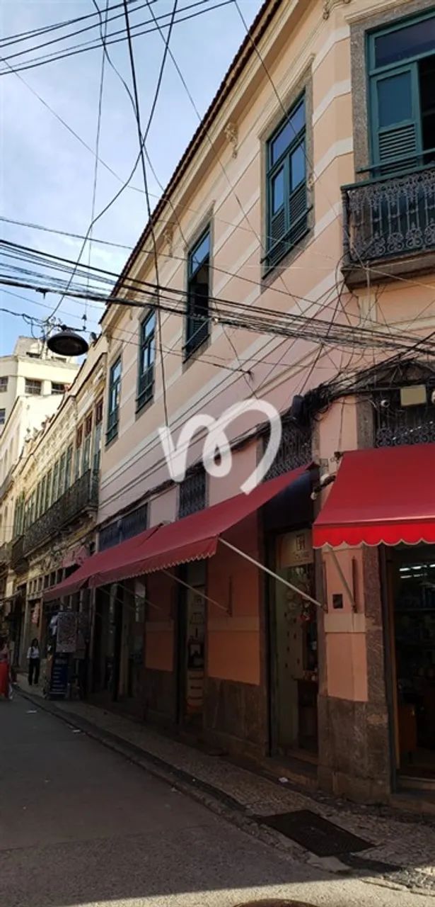 Sua Oportunidade no Coração do Saara: Loja Completa com 450m² e Isenção de IPTU!