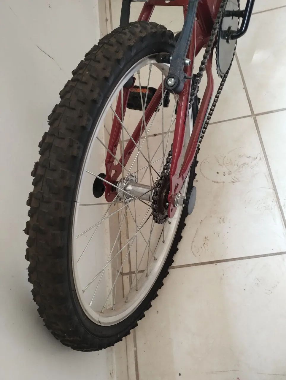 bicicleta semi-nova aro 20