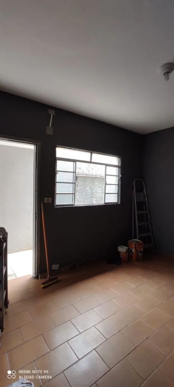 Alugo casa com 3 cômodos, água e luz independente.  - Foto 5