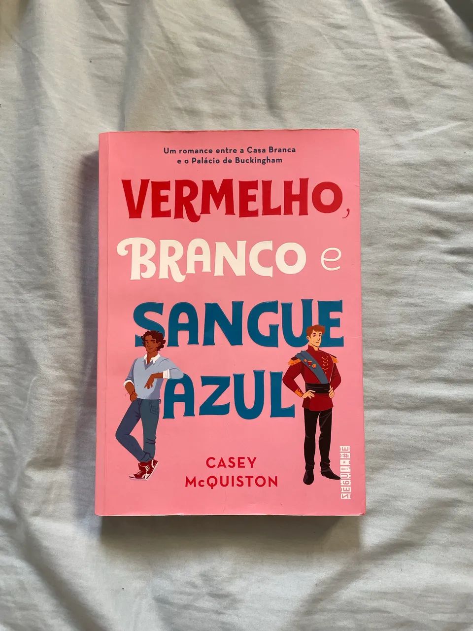VENDO LIVRO VERMELHO BRANCO E SANGUE AZUL  