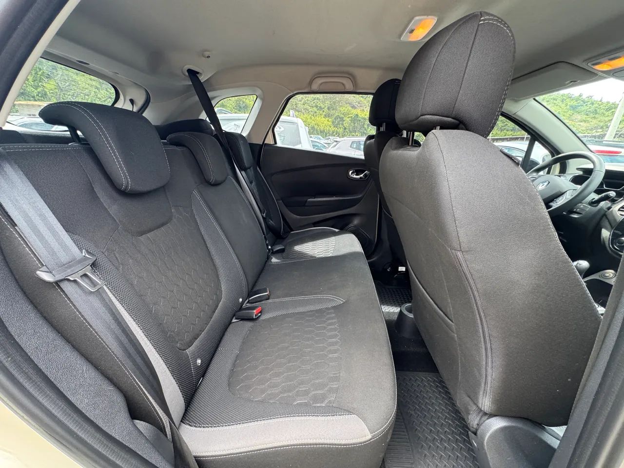 Renault Captur Zen 1.6 16V Flex 5P Mec. 2019 - Foto 5