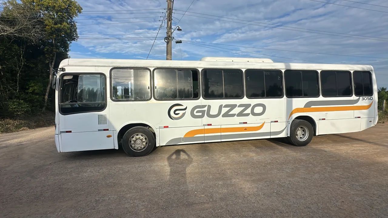 Ônibus 42 e 44 lugares  - Foto 5
