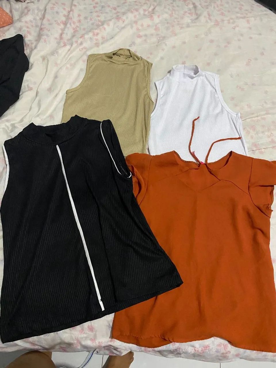 Vendo essas blusas - Foto 5