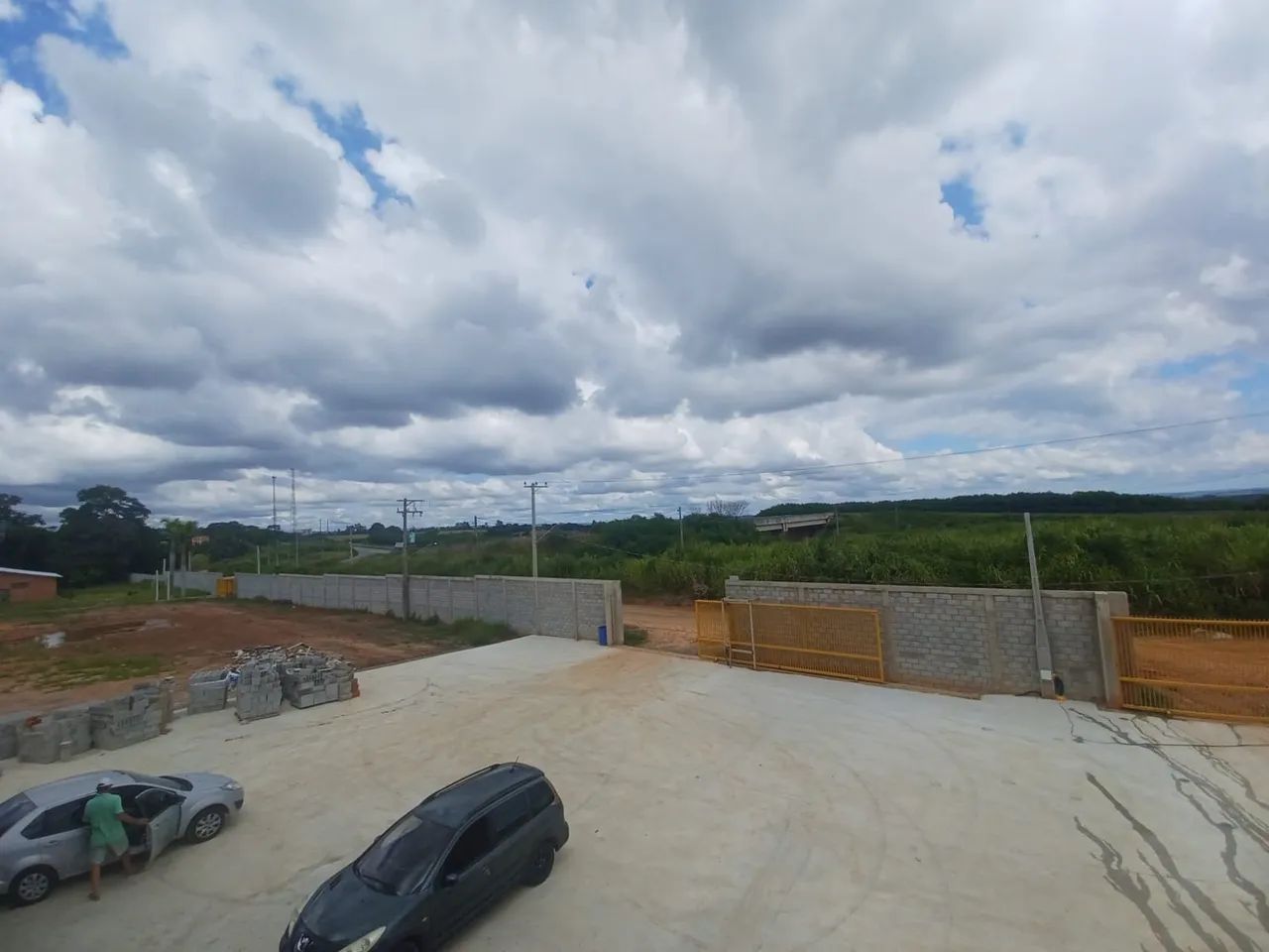 Galpões Comerciais com 1.750m² de Construção e Ótima Localização Próxima à UFSCAR - Foto 4