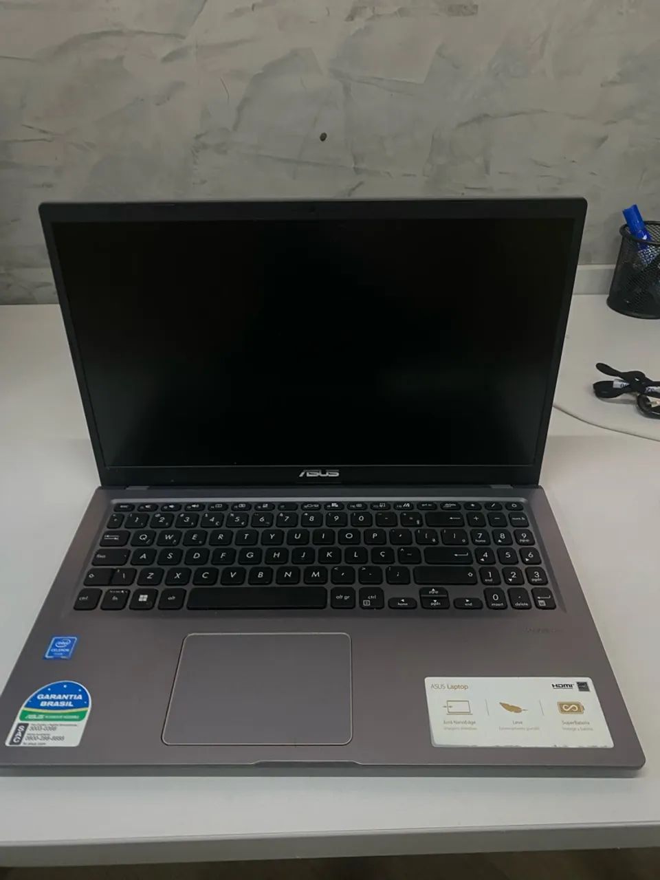 NOTEBOOK ASUS POUCO USADO 