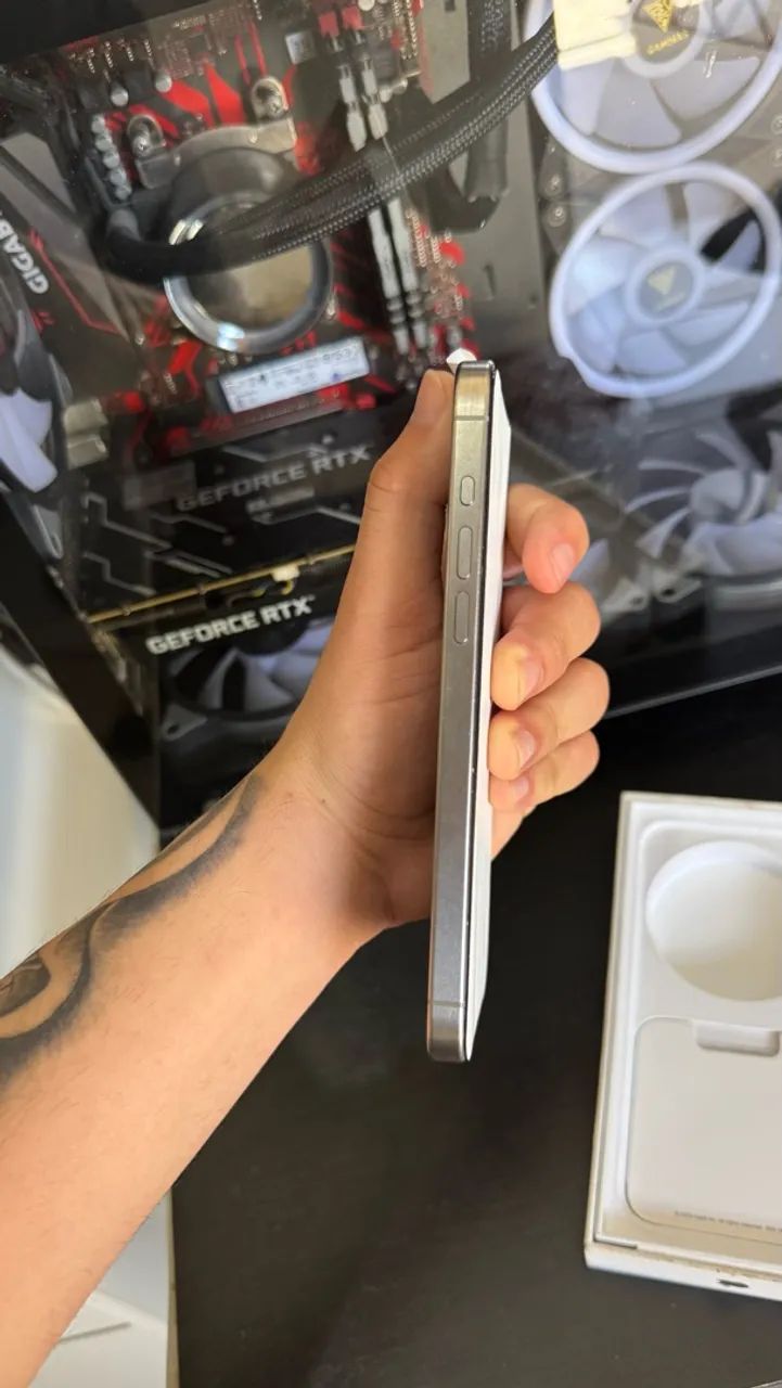 iPhone 15 pro Max 256gb COM CAIXA - Foto 5