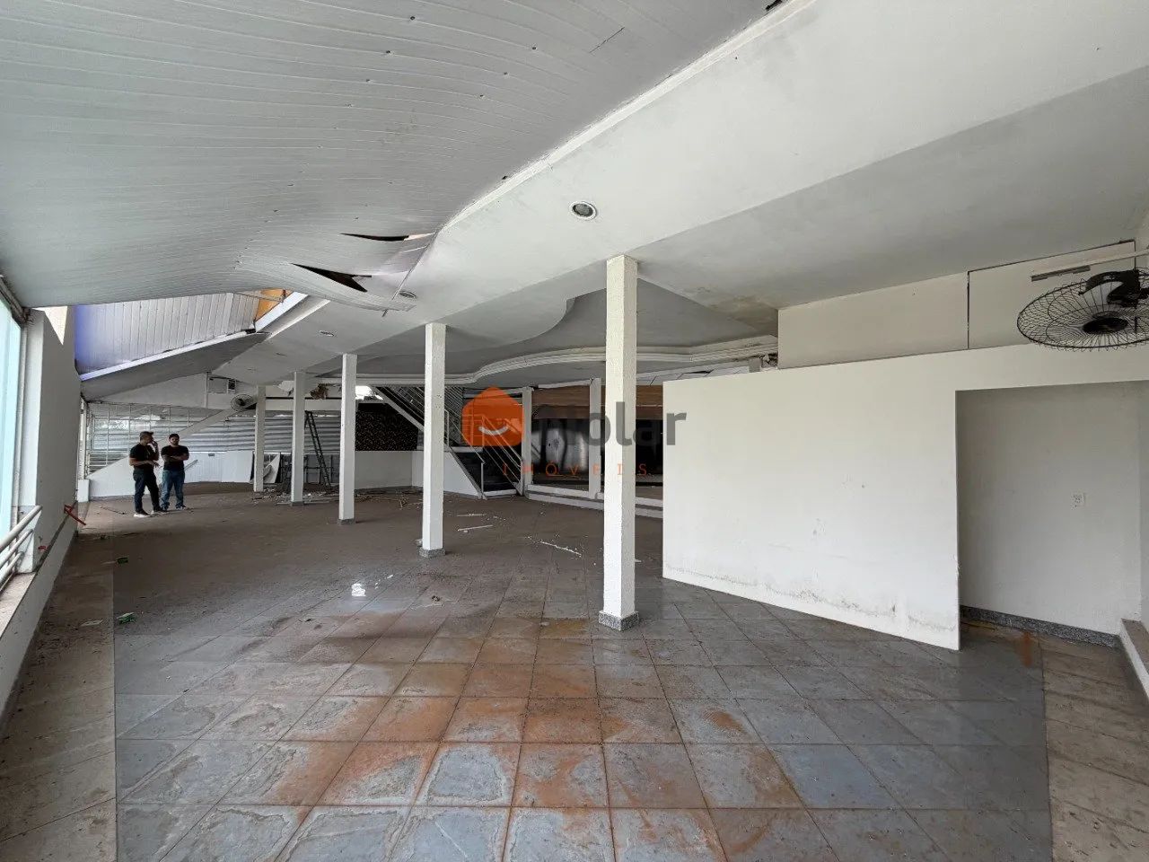 Aluguel - Galpão de Esquina - 850 m² construídos - Foto 4