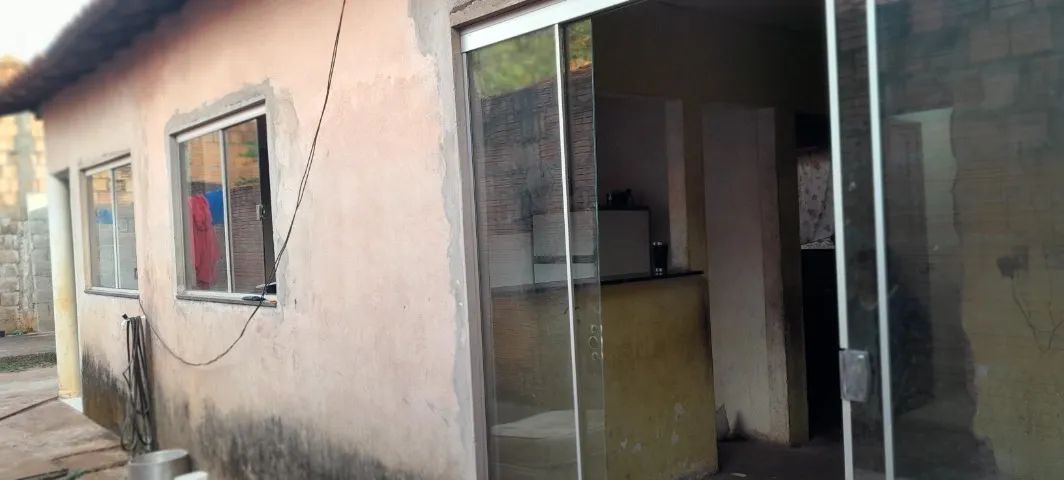 CASA COM 3 QTS E 2 COZINHAS (UMA EXTERNA AZULEJADA) - OPORTUNIDADE! - Foto 3