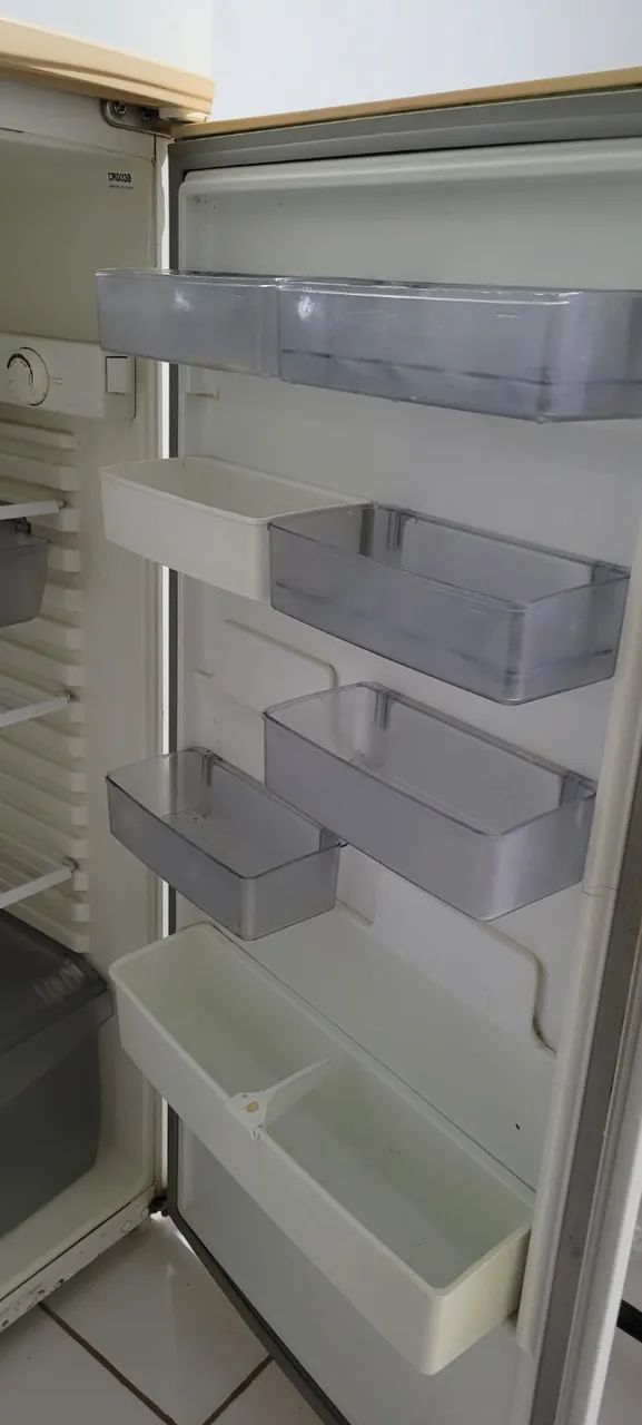 Geladeira Consul - Biplex 330 - Foto 2