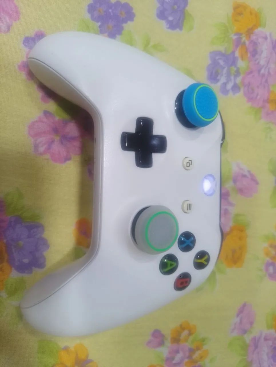 Controle Xbox one S funcionando perfeitamente 