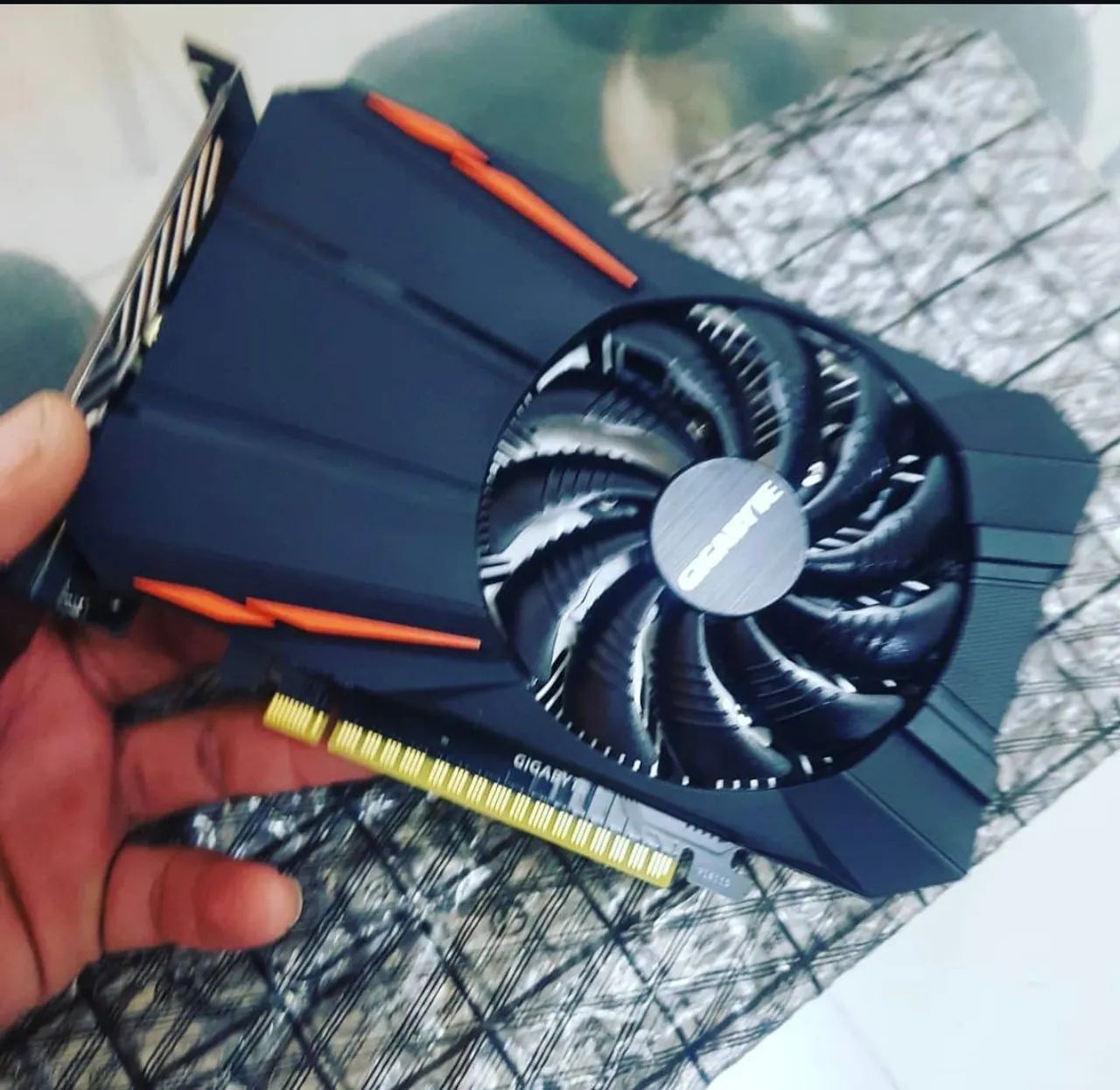 GTX 1050 ti gigabyte 4gb