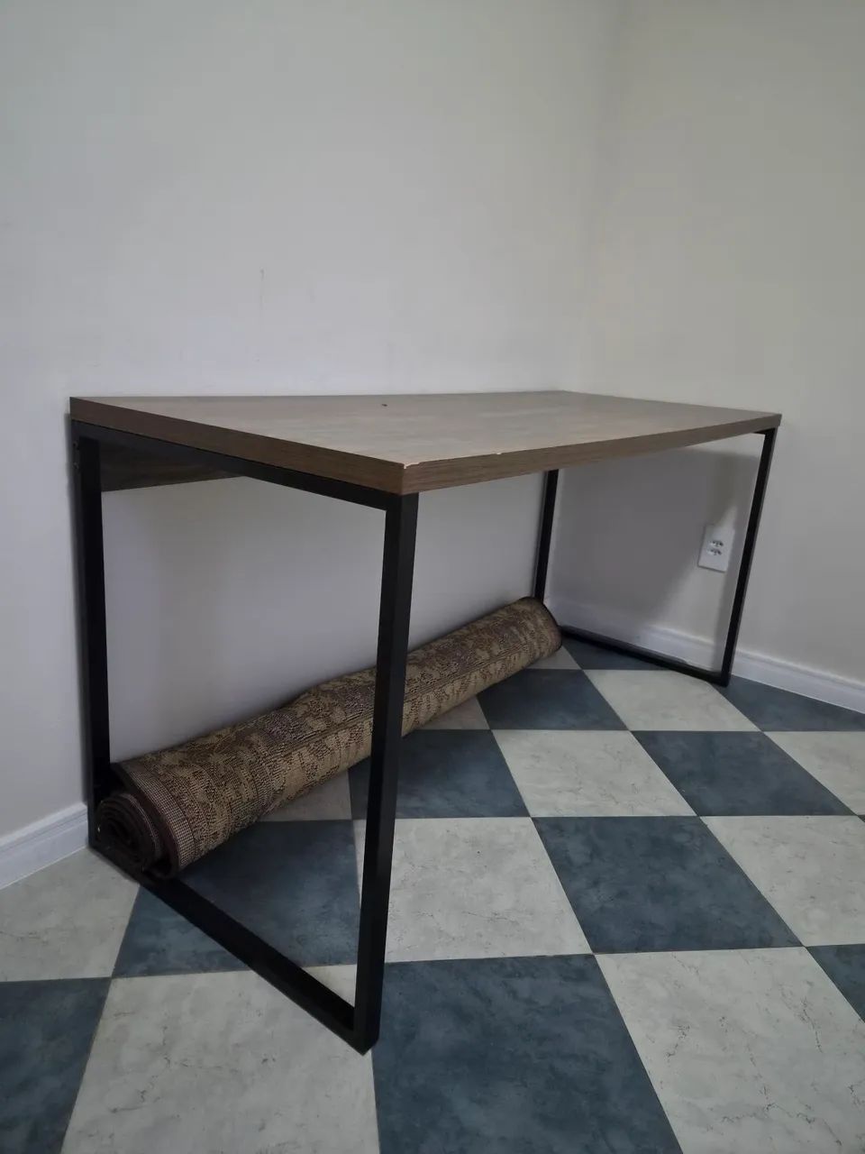 Mesa de estudo 1,50 x 0,60 - Foto 3