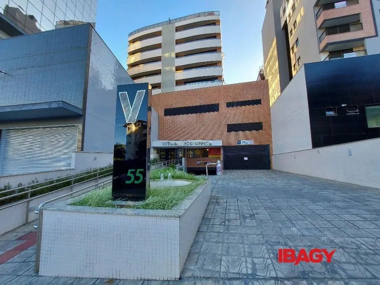 Oportunidade! Salas/Conjuntos em Itacorubi - Florianópolis