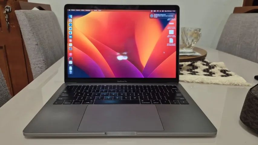 MacBook Pro 2017 i5 8gb 128gb
