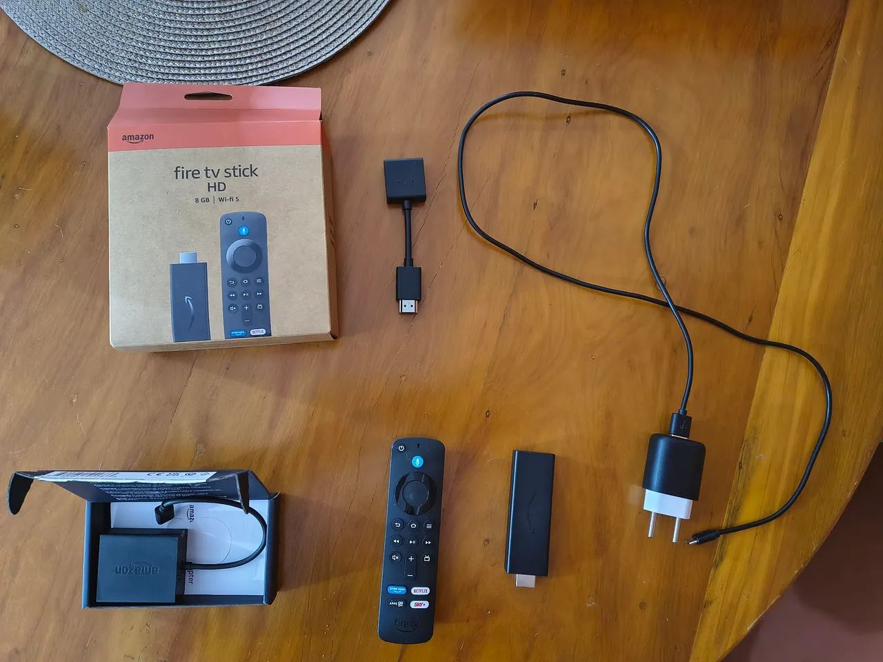 Amazon Firestick + Adaptador internet 