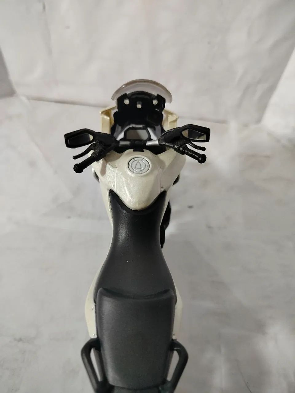 Miniatura Ducati 1200S Maisto Assembly Line 1:12 Completa + Caixa e Montada - Foto 5