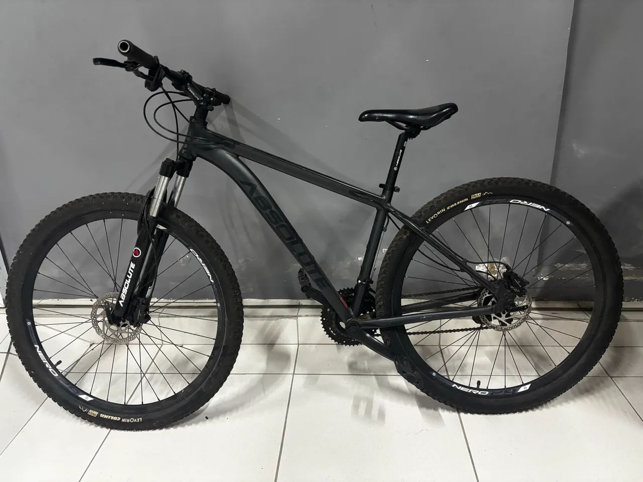 Bicicleta Absolut Nero 5