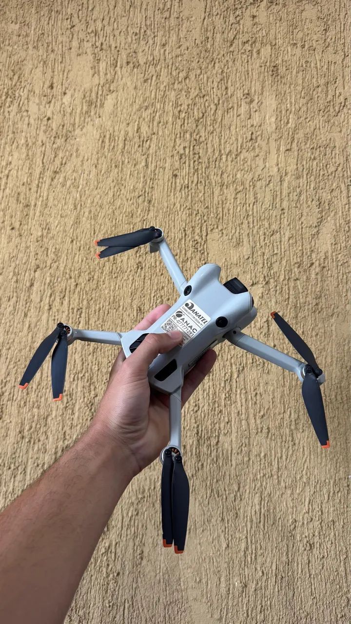 Drone DJI Mini 4 Pro Fly More Plus  - Foto 4