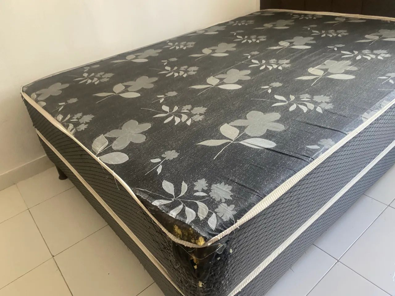 Cama Box Casal Usada - Bom Estado - Foto 3