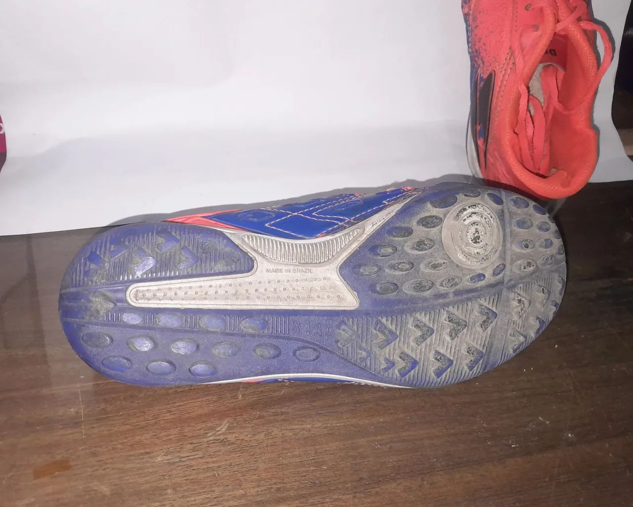 CHUTEIRA DRAY LARANJA - Calçados Esportivos - Vila Perequê, Embu
