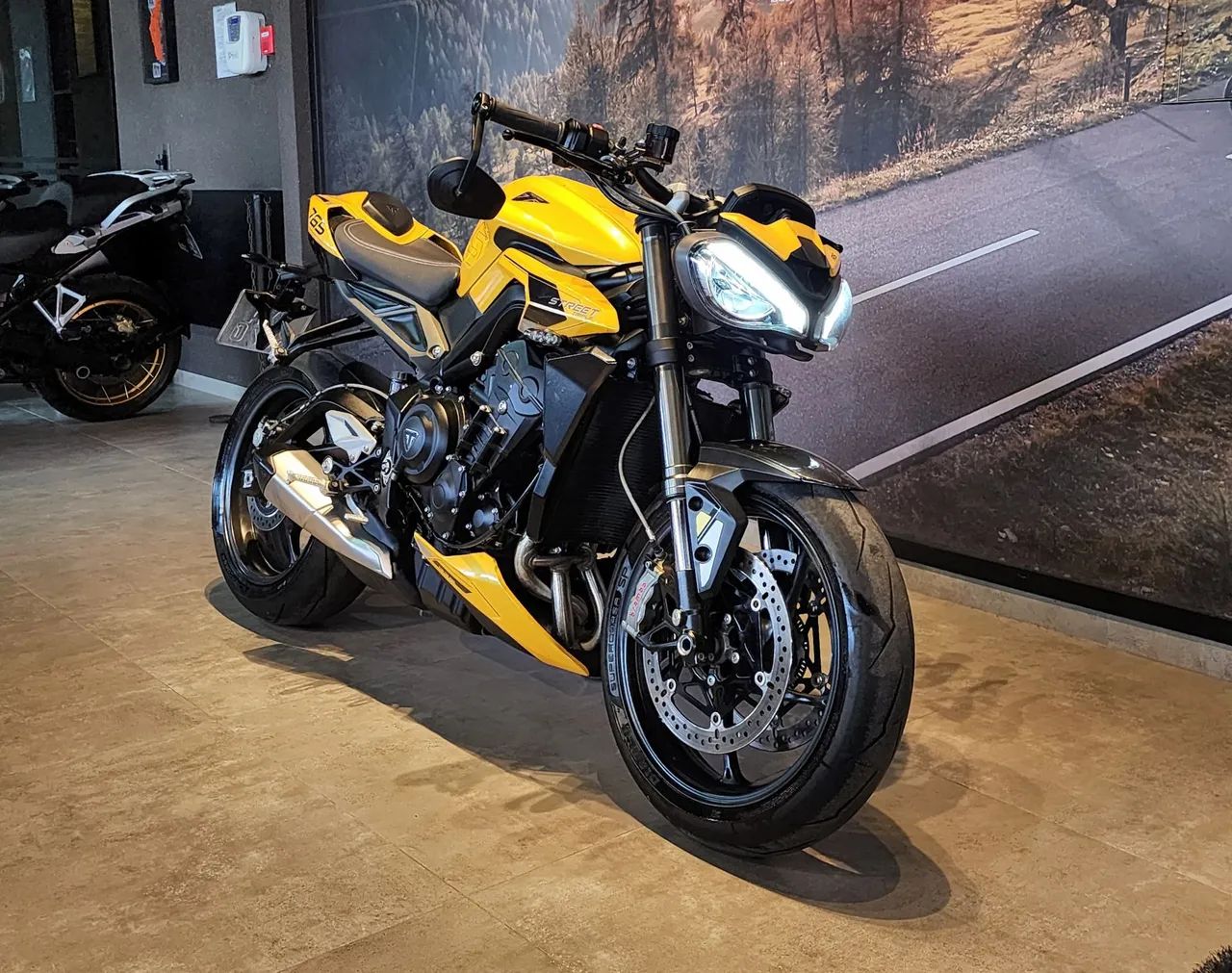Triumph Triple 765 RS 2025 - 1497916465 | OLX
