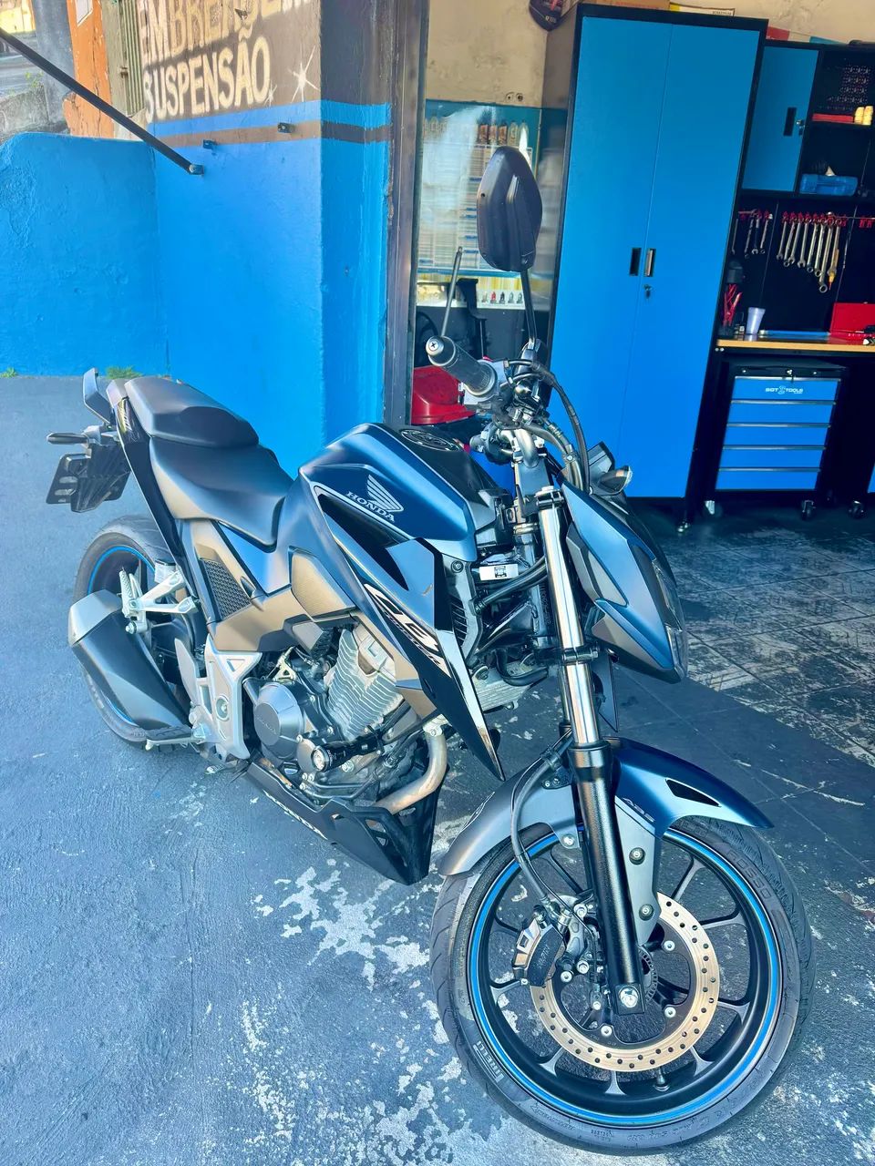 300F 2025  - Foto 4