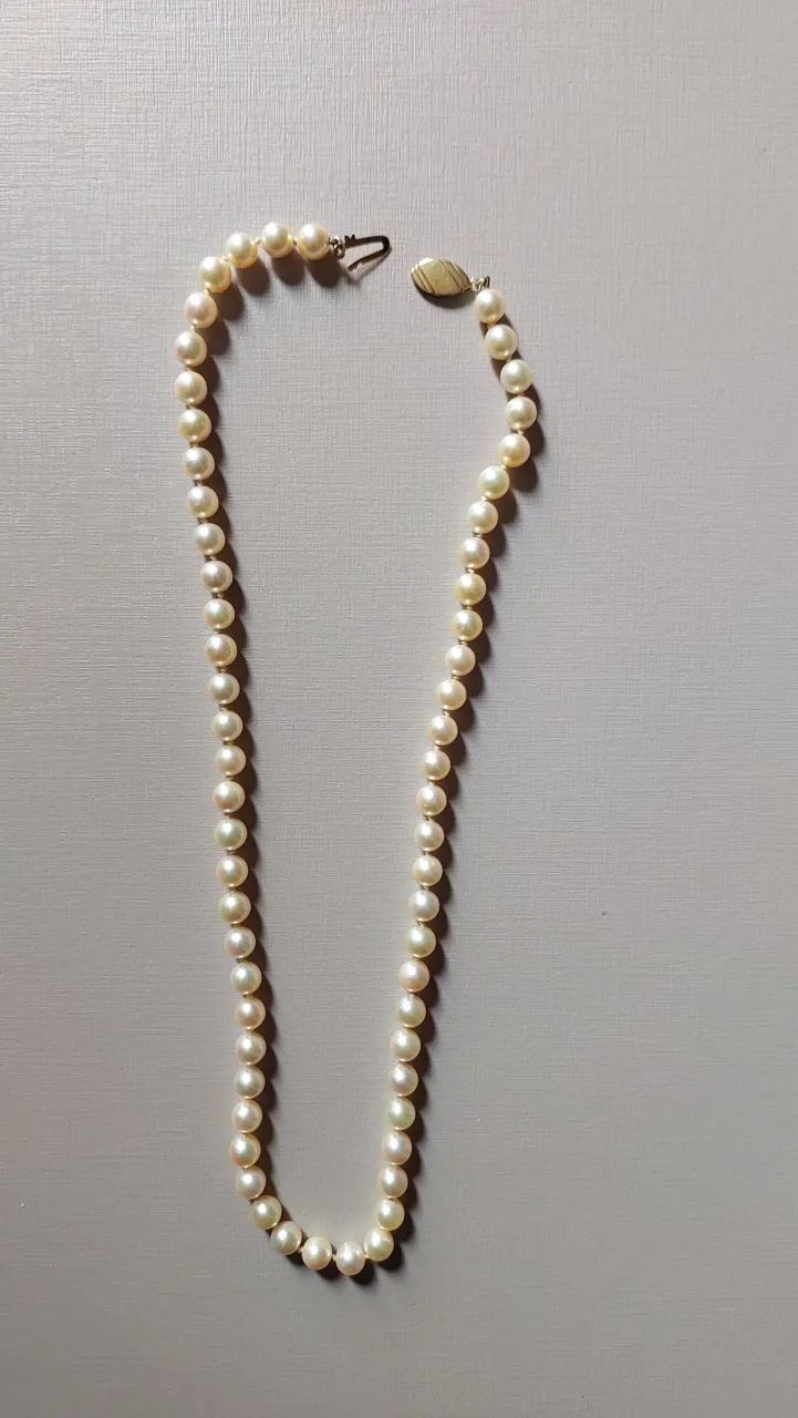 Colar de pérolas de água salgada com  fecho  ouro 18k  - Foto 4