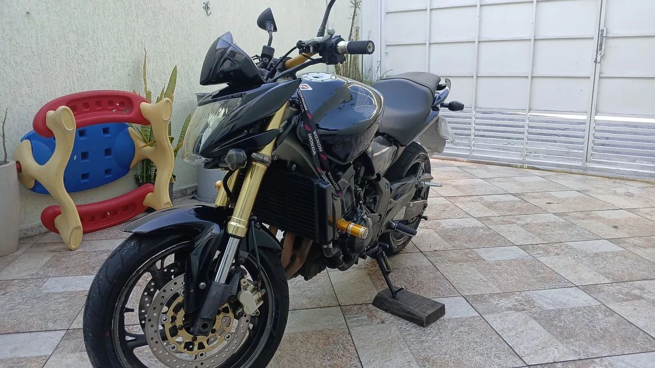 Hornet - Foto 3