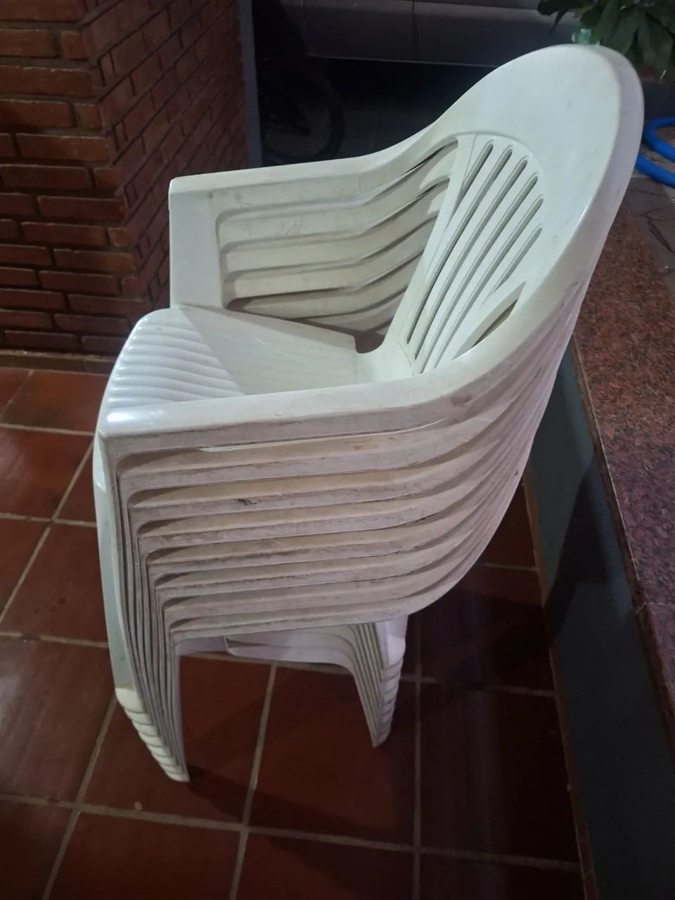Cadeiras plástica tramontina  - Foto 4