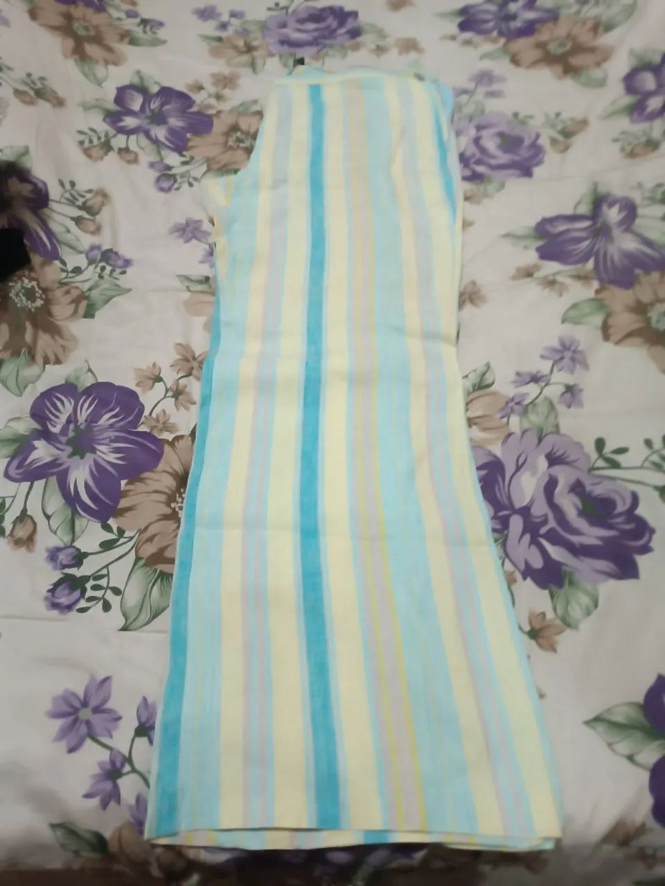 Blusas e calça comprida  - Foto 4
