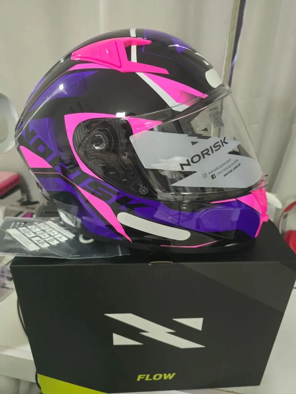 Capacete Norisk Novo na caixa