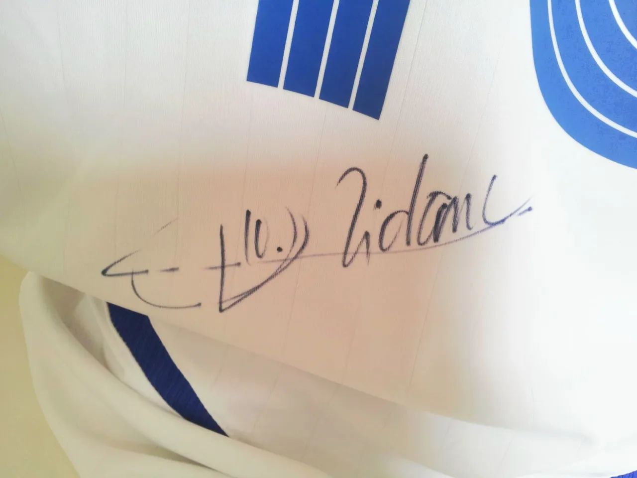 CAMISA FRANÇA FINAL DA COPA 2006 AUTOGRAFADA PELO ZIDANE - Foto 5