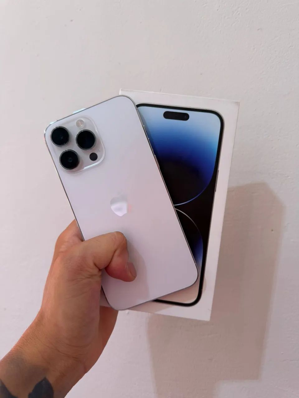 iPhone 14 Pro Max Branco 128GB Completo - Celulares e Smartphones