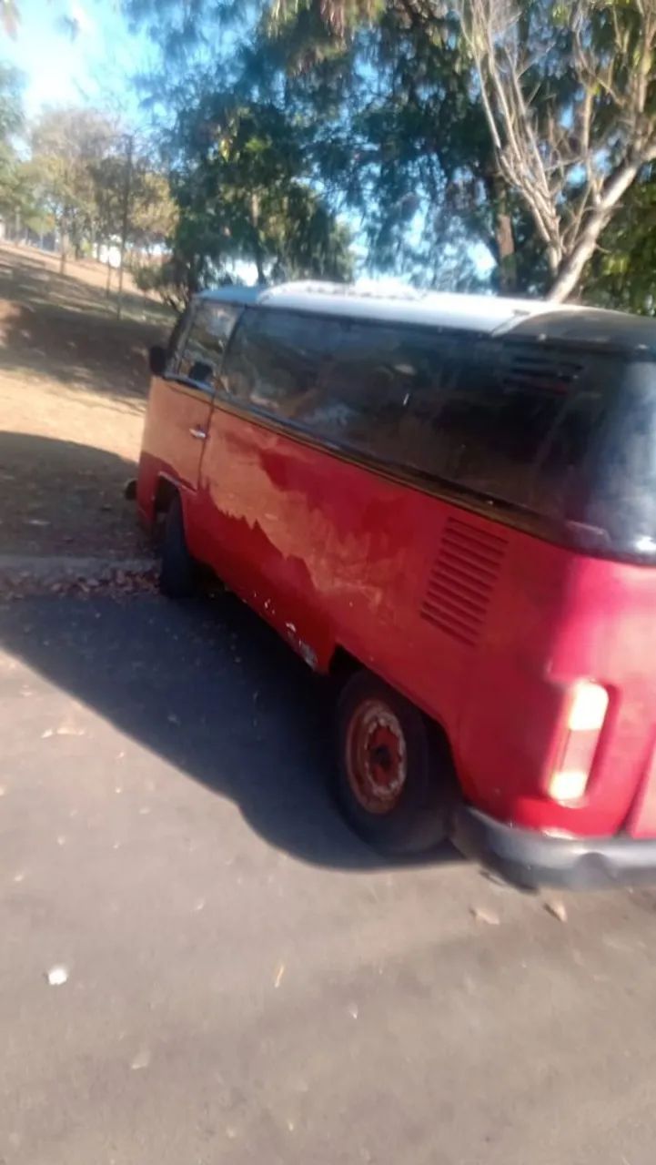 Volkswagen Kombi Furgão 1983
