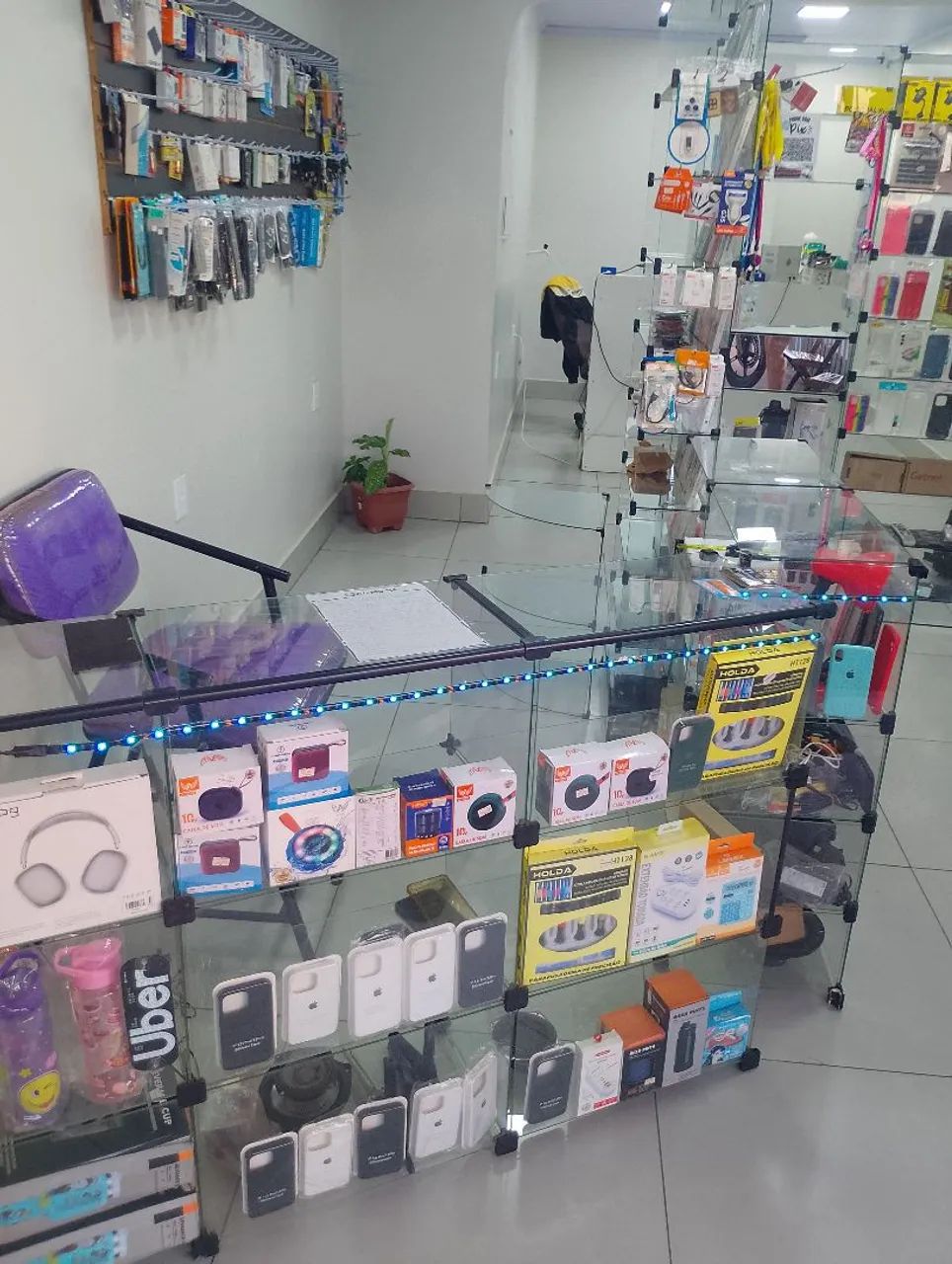Vendo ou troca loja de acessórios e assistência técnica em celulares  - Foto 2