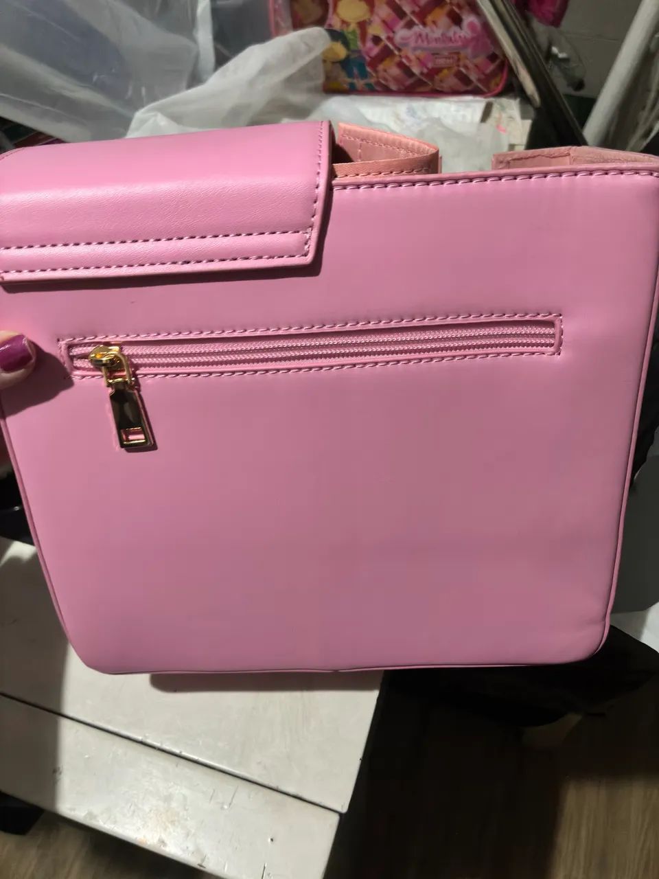 Bolsa rosa com divisória para garrafa grande nova - Foto 3