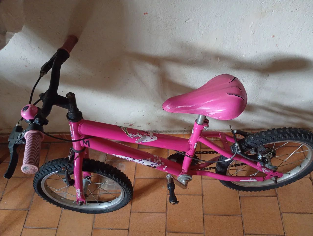 Vendo bicicleta Rosa  - Foto 4