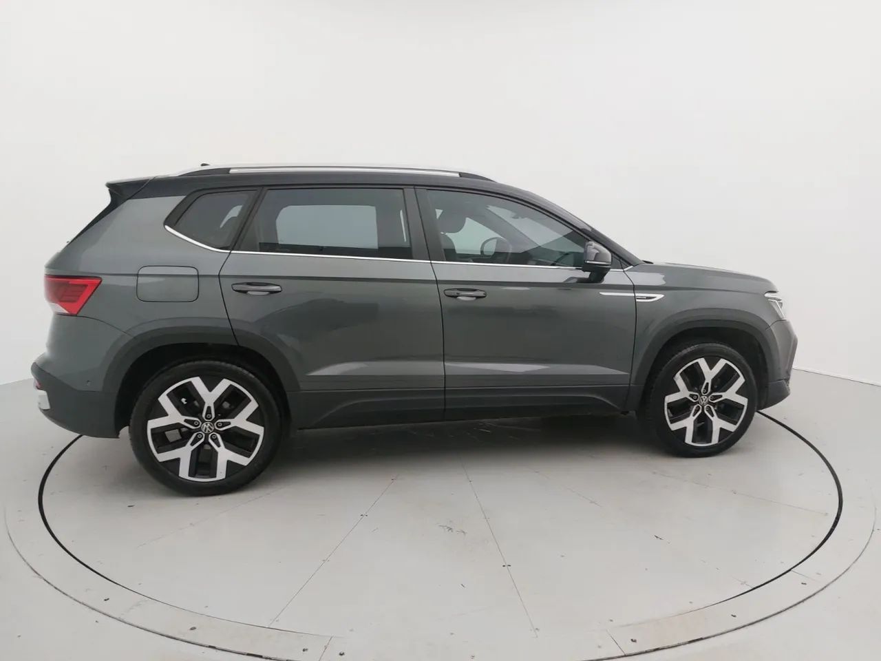 Volkswagen Taos Highline 1.4 250 TSI Flex Aut., foto 6 de 18