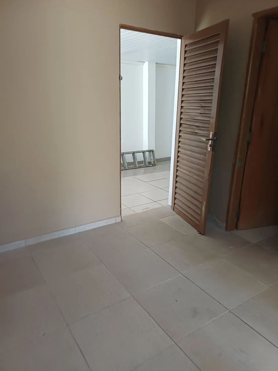 Aluga-se casa ipaussurama - Foto 5